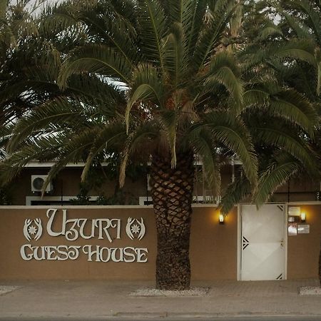 Uzuri Guesthouse Cc Windhoek Bagian luar foto